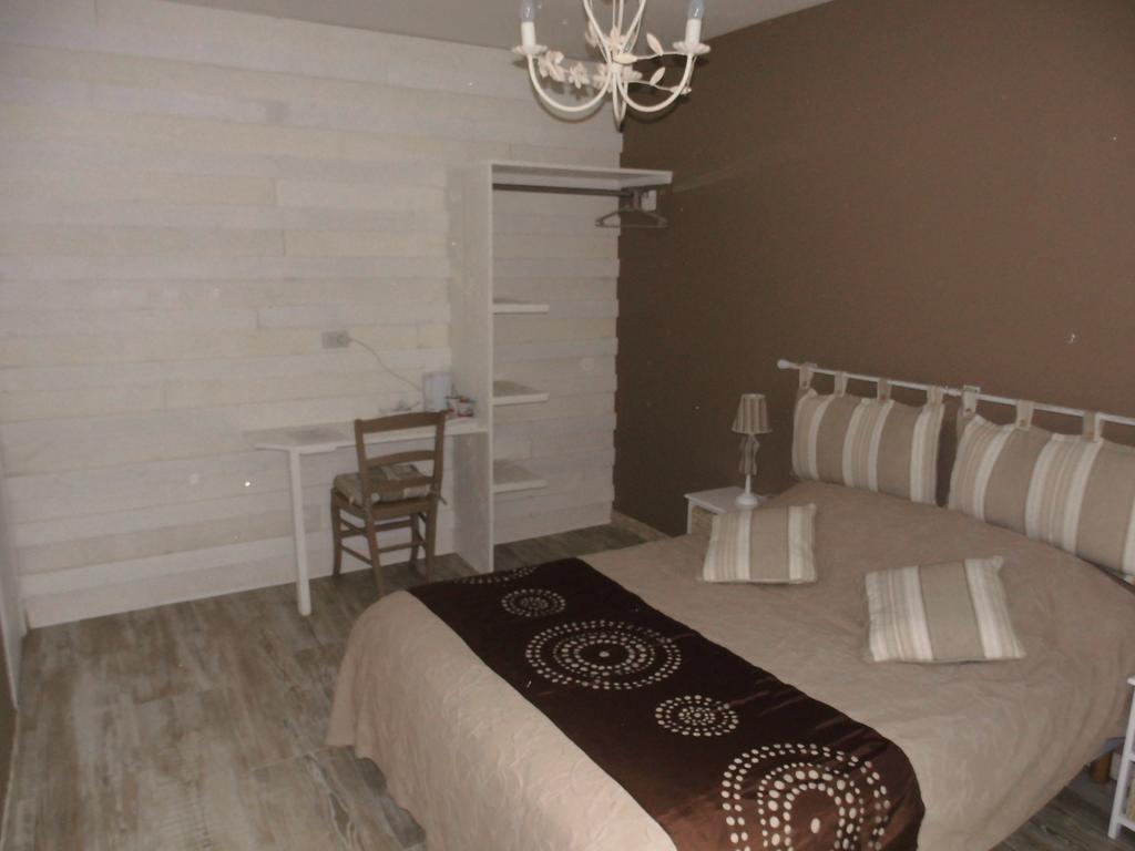 La Demeure Avesnoise Bed & Breakfast Wignehies Bilik gambar