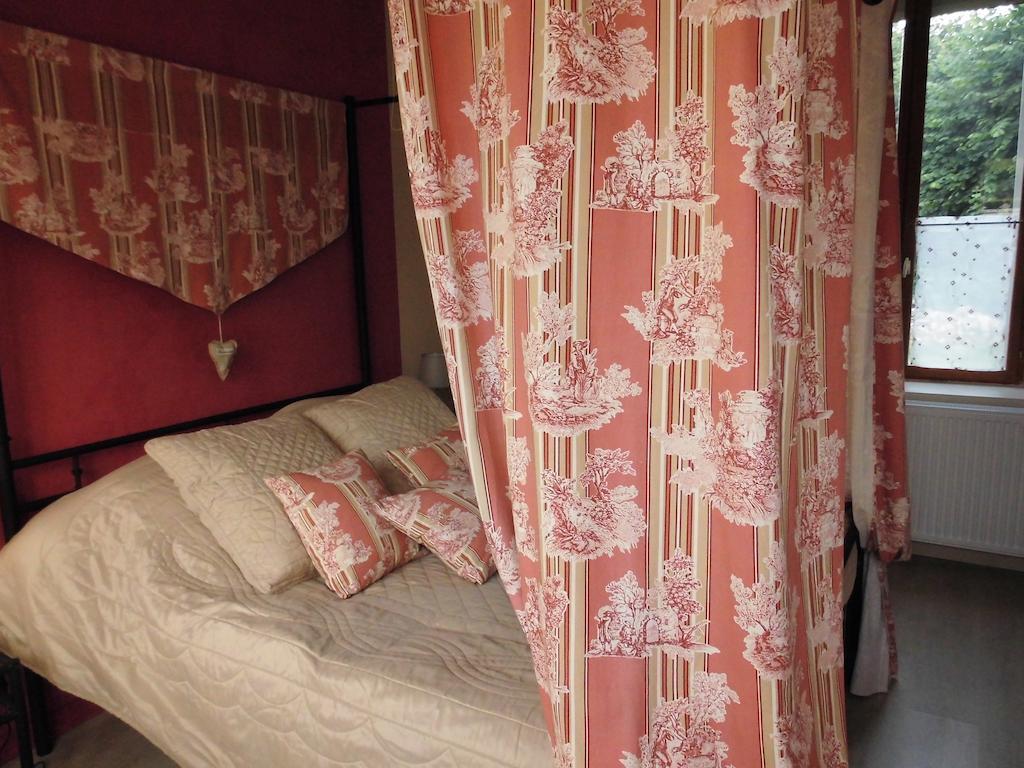 La Demeure Avesnoise Bed & Breakfast Wignehies Bilik gambar